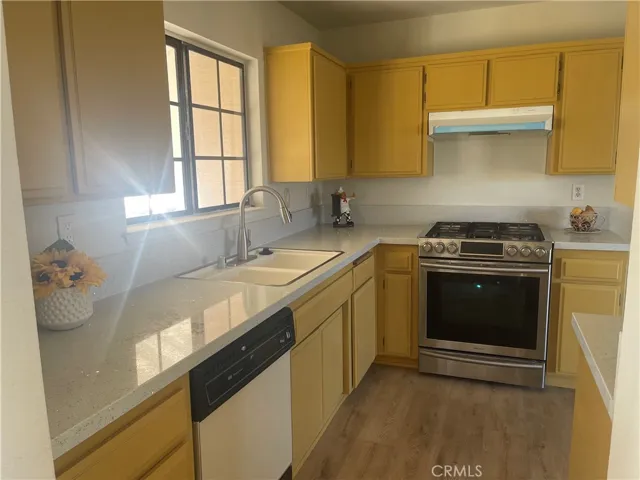 14464 La Habra Road, Victorville, California 92392