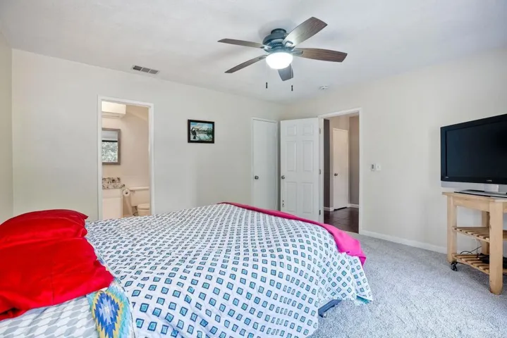 7347 Alicante B, Carlsbad, California 92009