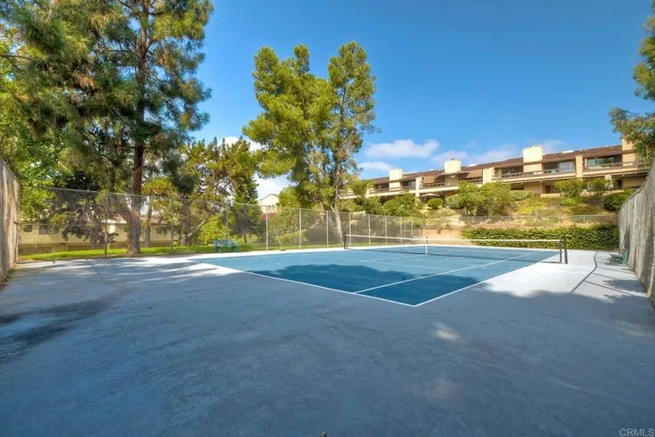 7347 Alicante B, Carlsbad, California 92009