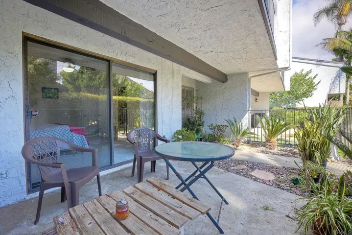 7347 Alicante B, Carlsbad, California 92009