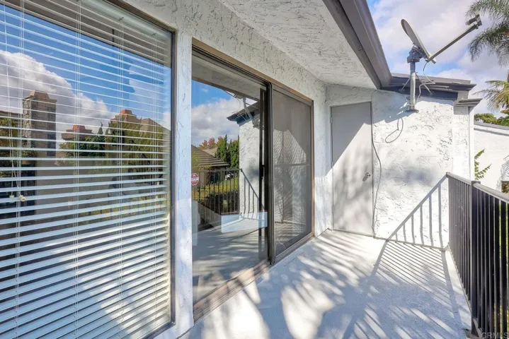 7347 Alicante B, Carlsbad, California 92009