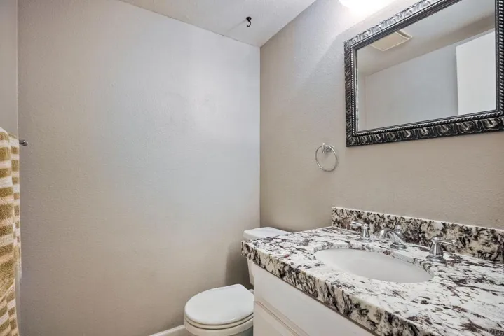 7347 Alicante B, Carlsbad, California 92009