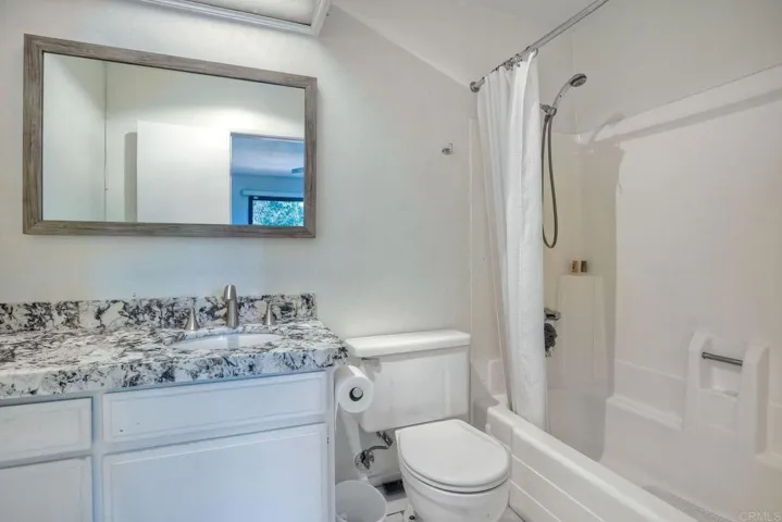 7347 Alicante B, Carlsbad, California 92009
