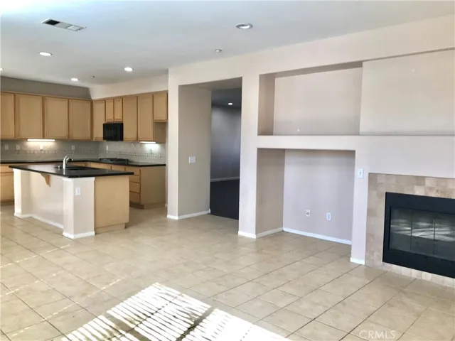 15937 Turtle Bay Place, Fontana, California 92336