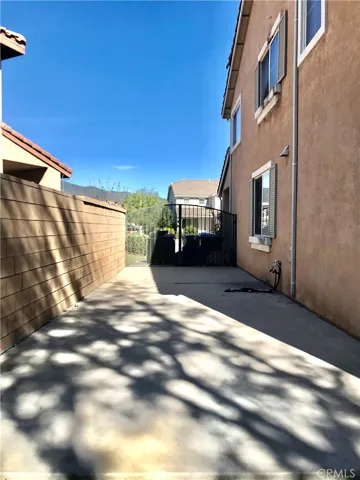 15937 Turtle Bay Place, Fontana, California 92336