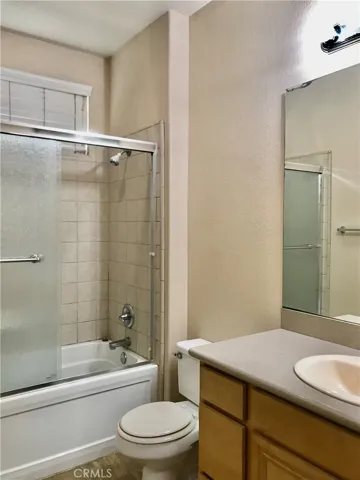 15937 Turtle Bay Place, Fontana, California 92336