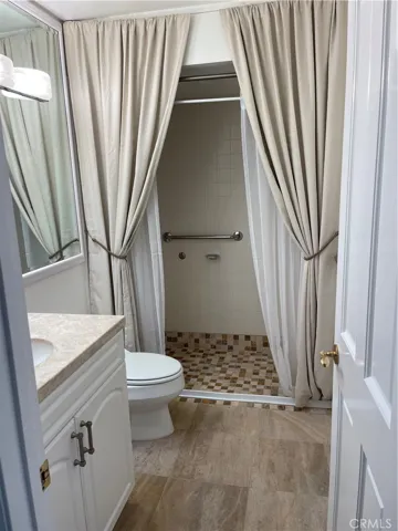 6 Shoal Drive, Corona Del Mar, California 92625