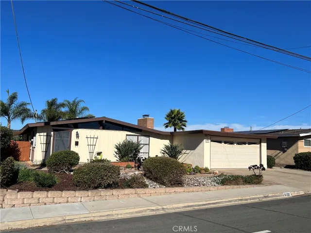6130 Howell Drive, La Mesa, California 91942