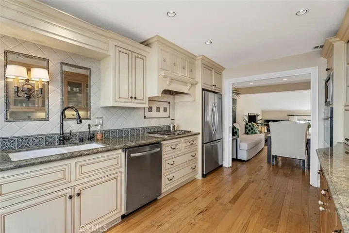 4 Stardust, Irvine, California 92603