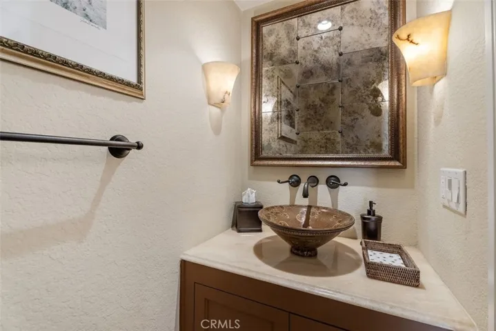 4 Stardust, Irvine, California 92603