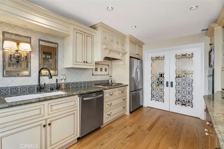4 Stardust, Irvine, California 92603