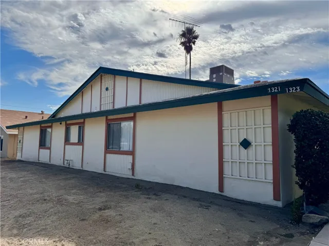 1317 N Pennsylvania Avenue, Colton, California 92324