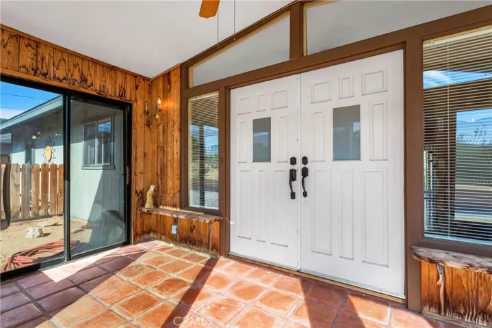 32320 Sapphire Road, Lucerne Valley, California 92356