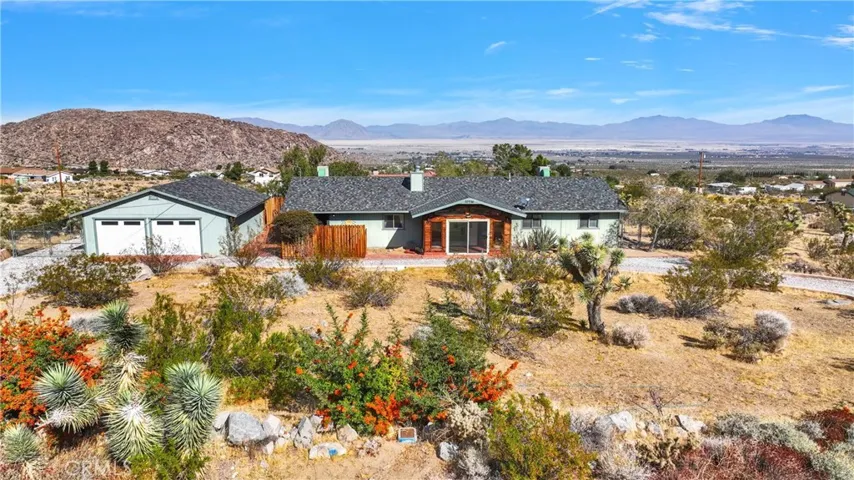 32320 Sapphire Road, Lucerne Valley, California 92356