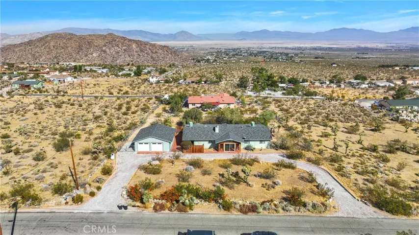 32320 Sapphire Road, Lucerne Valley, California 92356