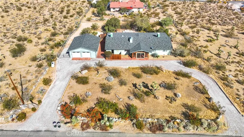 32320 Sapphire Road, Lucerne Valley, California 92356