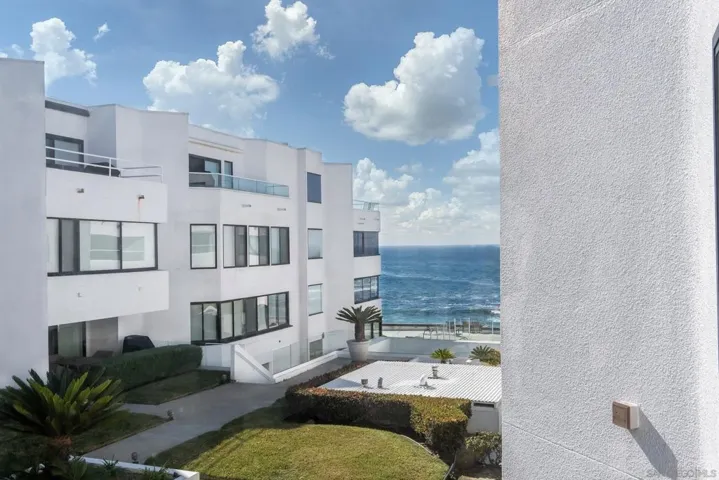 100 Coast Blvd 308, La Jolla, California 92037