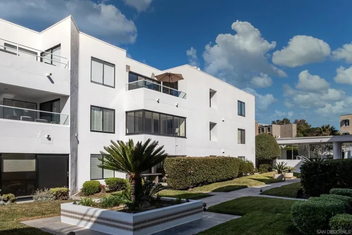 100 Coast Blvd 308, La Jolla, California 92037