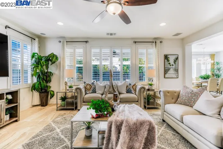 304 W Wyatt Dr, Mountain House, California 95391