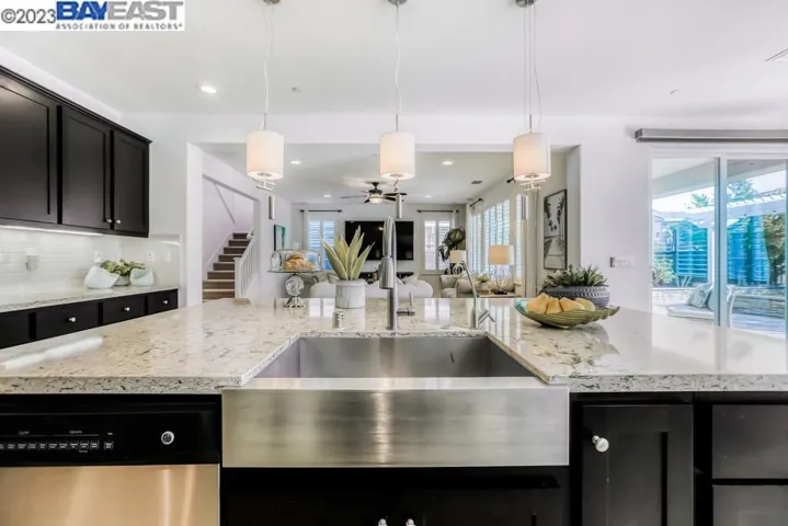 304 W Wyatt Dr, Mountain House, California 95391