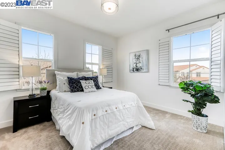 304 W Wyatt Dr, Mountain House, California 95391