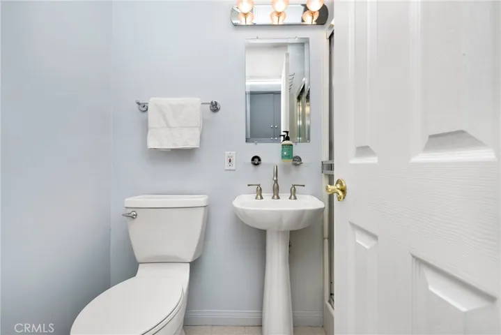 1017 E Walnut Avenue, Orange, California 92867