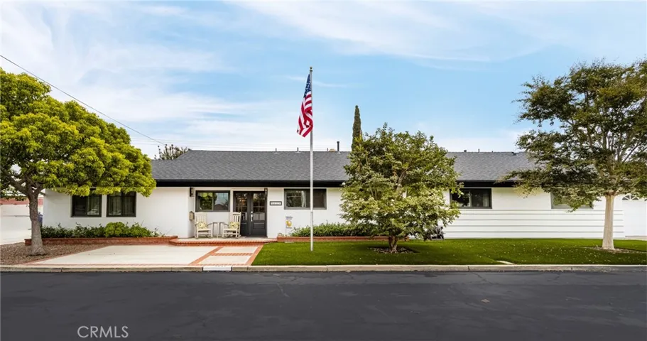 1017 E Walnut Avenue, Orange, California 92867