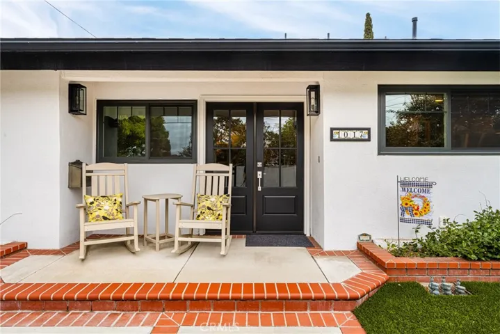 1017 E Walnut Avenue, Orange, California 92867