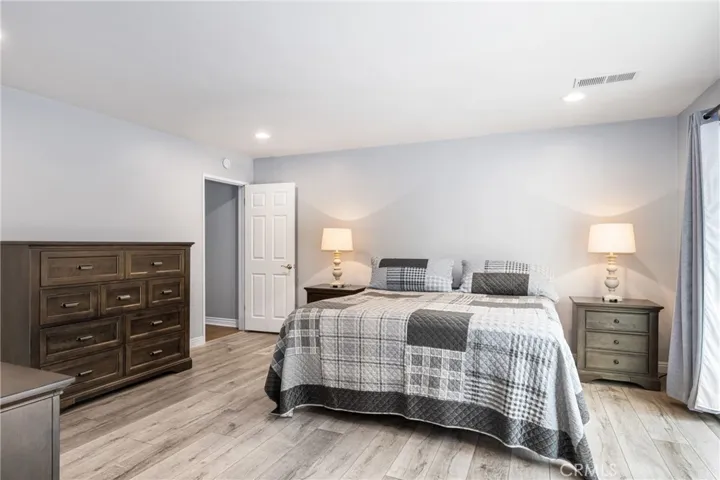 1017 E Walnut Avenue, Orange, California 92867