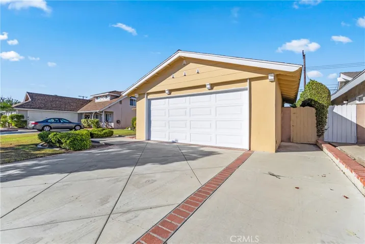 6351 Trinette Avenue, Garden Grove, California 92845