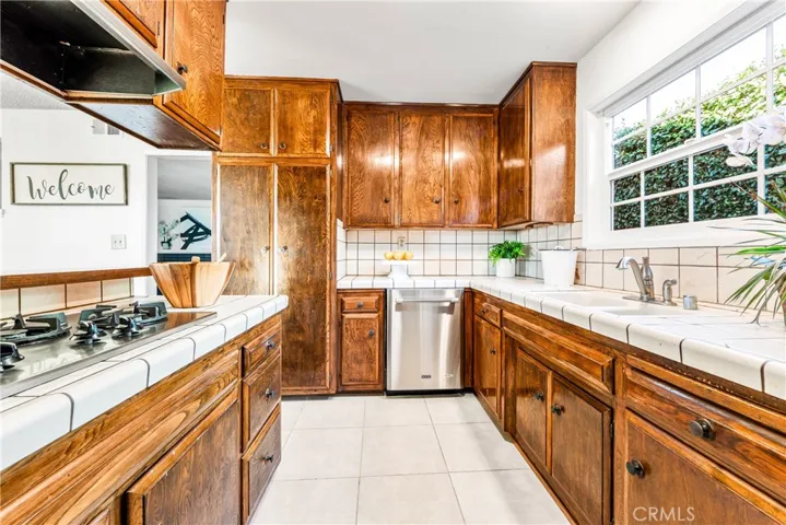 6351 Trinette Avenue, Garden Grove, California 92845