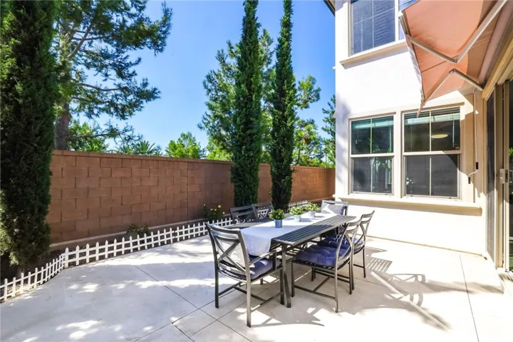 200 Desert Bloom, Irvine, California 92618