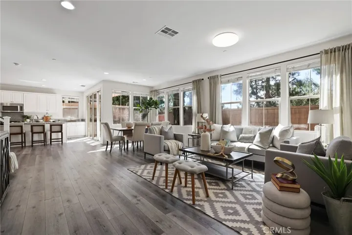 200 Desert Bloom, Irvine, California 92618