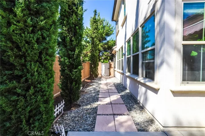 200 Desert Bloom, Irvine, California 92618