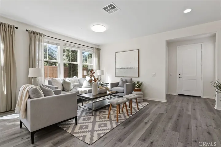 200 Desert Bloom, Irvine, California 92618