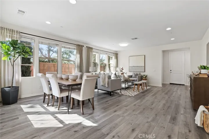 200 Desert Bloom, Irvine, California 92618