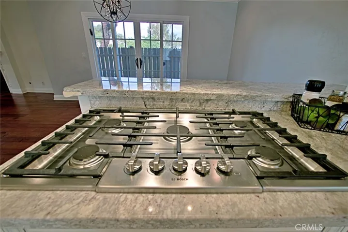 Gas cooktop