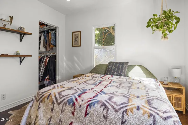 31-web-or-mls-UpmarketMedia-312NBrent-12