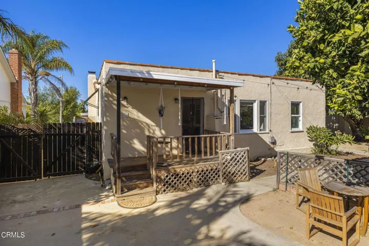 40-web-or-mls-UpmarketMedia-312NBrent-11