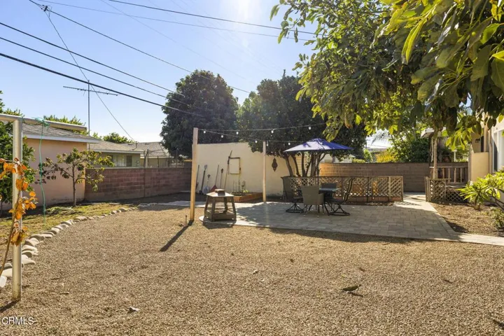 46-web-or-mls-UpmarketMedia-312NBrent-12