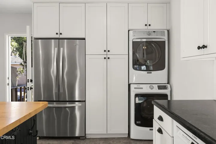 23-web-or-mls-UpmarketMedia-312NBrent-99