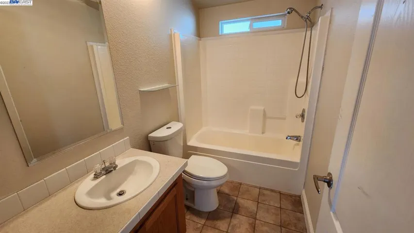 16401 San Pablo Ave Spc 113, San Pablo, California 94806