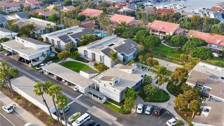 17102 Pacific Coast Highway Unit 202, Huntington Beach, California 92649