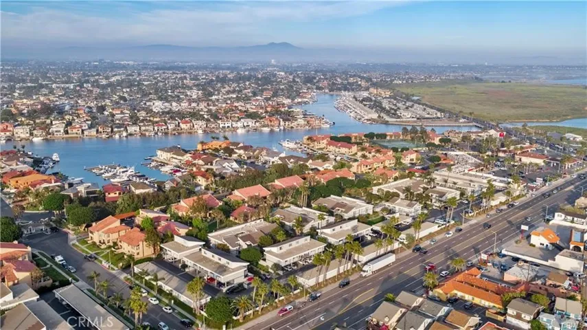 17102 Pacific Coast Highway Unit 202, Huntington Beach, California 92649
