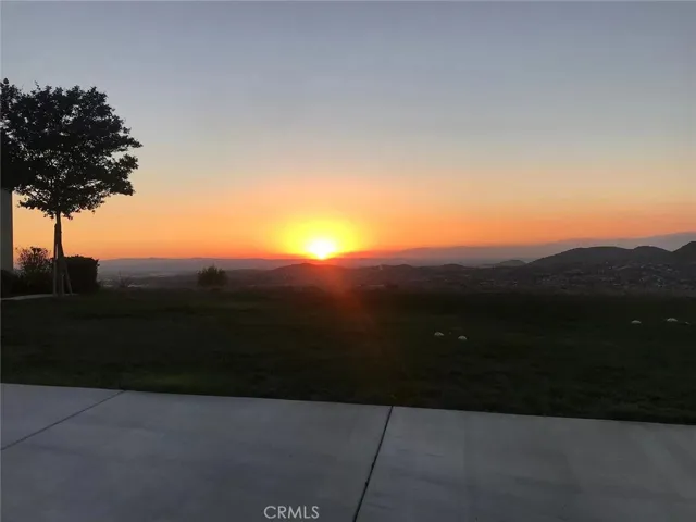 15693 S Cliff Court, Riverside, California 92503