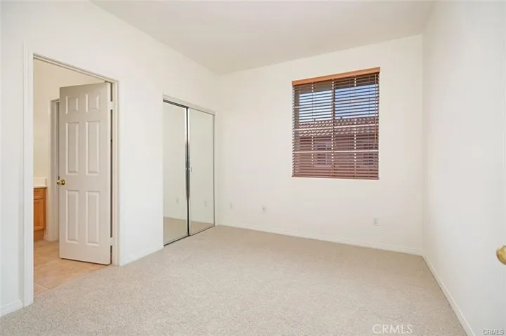 34 Bonsall 127, Irvine, California 92602