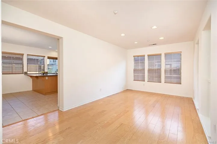 34 Bonsall 127, Irvine, California 92602