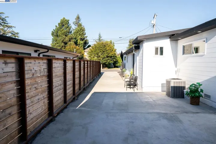 1164 Ebener St, Redwood City, California 94061
