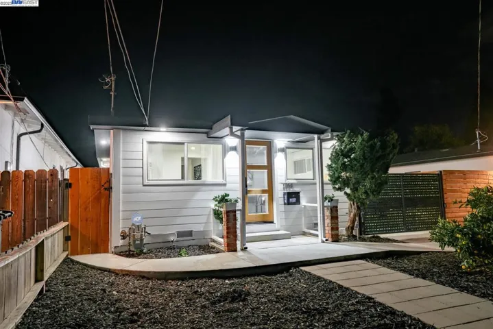 1164 Ebener St, Redwood City, California 94061