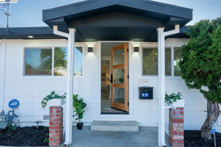 1164 Ebener St, Redwood City, California 94061
